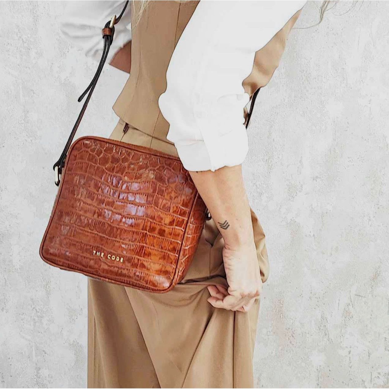 Orange Real Leather Crossbody Bag Crocodile Engraving Shoulder Bag Luxurious Bag Gifts for Her - lalucianagh