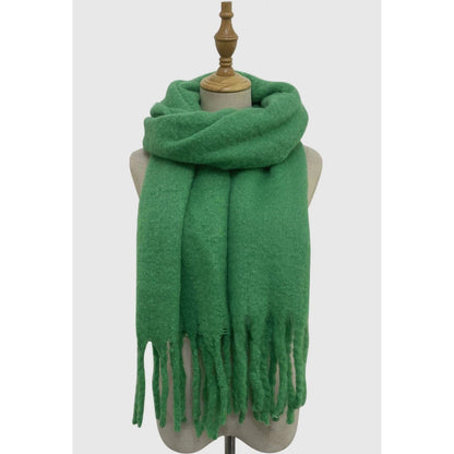 Green Scarf - lalucianagh